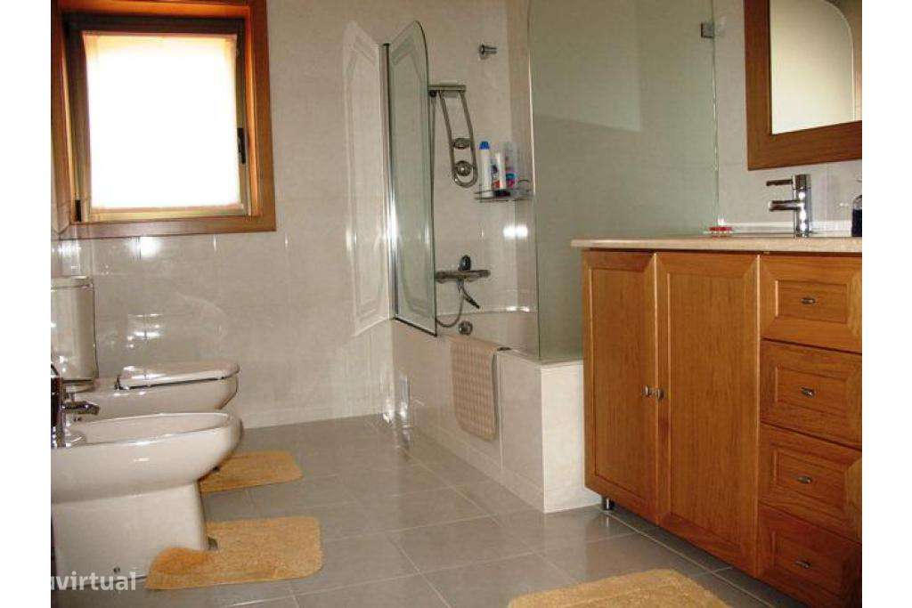 excelente moradia t4 - Amorosa chafe - viana. - Grande imagem: 5/8