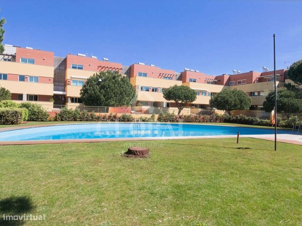 APARTAMENTO T1 FURADOURO (CONDOMÍNIO PRIVADO)-14