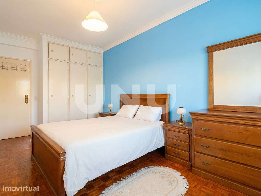 Apartamento T3 no Carregado, com parqueamento!-10