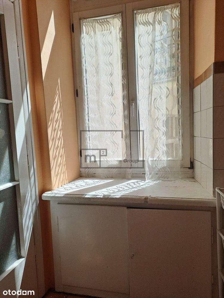 Piękna Odrestaurowana Kamienica Z Windą.-13