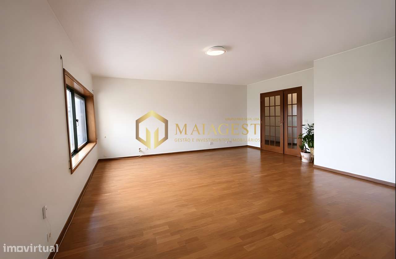 Apartamento T2+1 com Garagem nos Prestigiados Pinhais da Foz - Grande imagem: 2/21