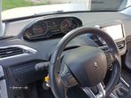 Peugeot 2008 1.2 PureTech Style - 38