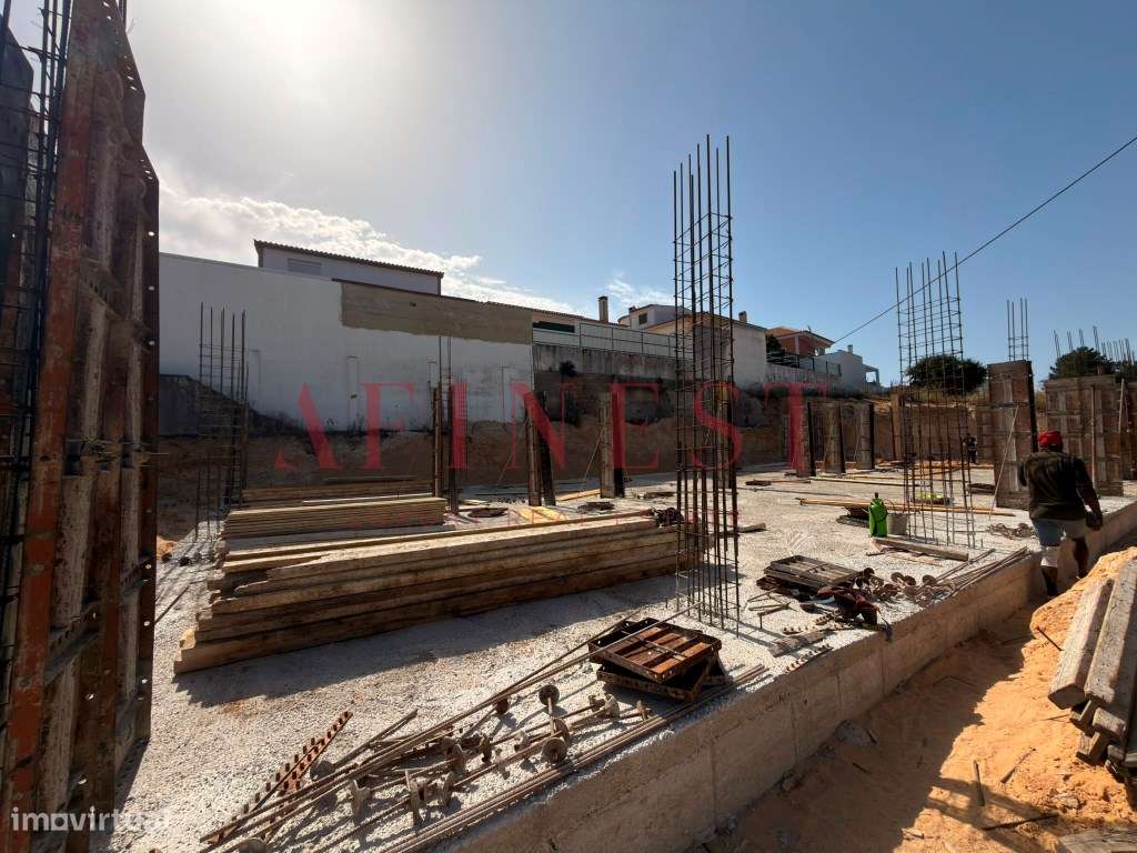 MORADIA T3 TÉRREA EM FERNÃO FERRO-5