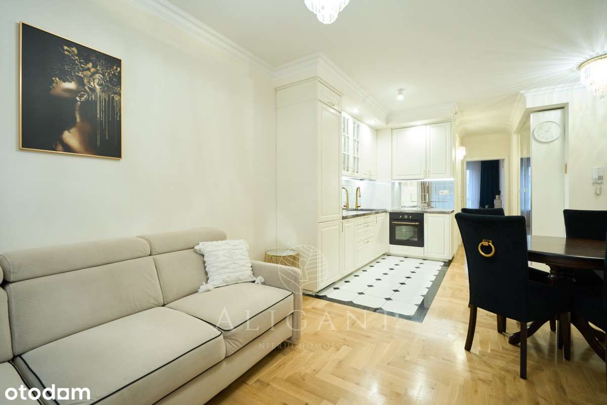 3 pokoje * wysoki standard * dębowy parkiet-0