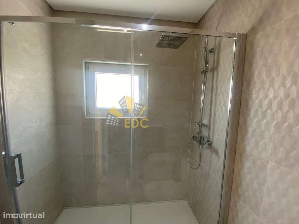 OFERTA ESCRITURA NOTARIAL| Moradia T3+1 | Construção Nova | Localiz...-47