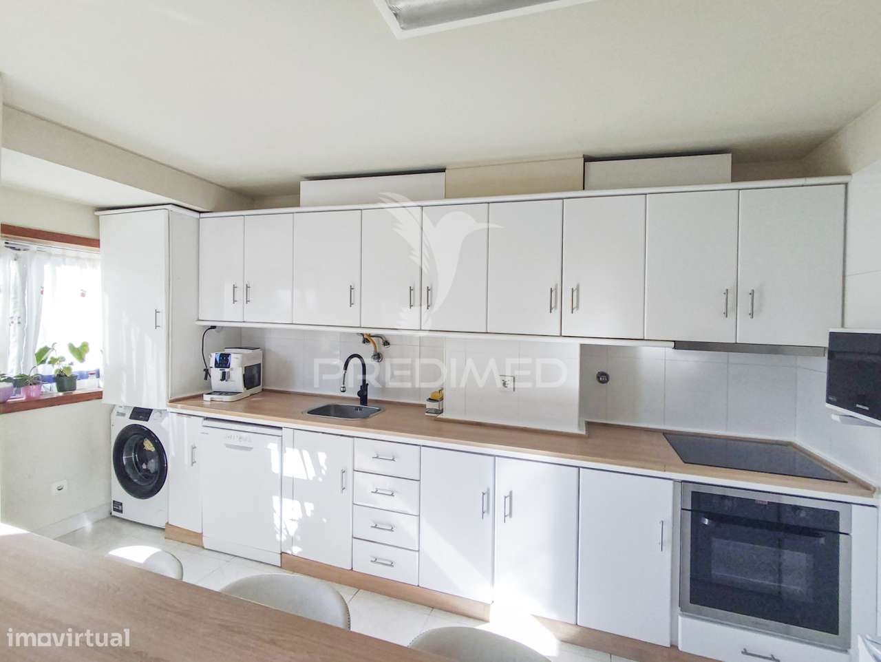 “Oportunidade: T2 em Excelente Estado e Localização Premium” - Grande imagem: 5/19