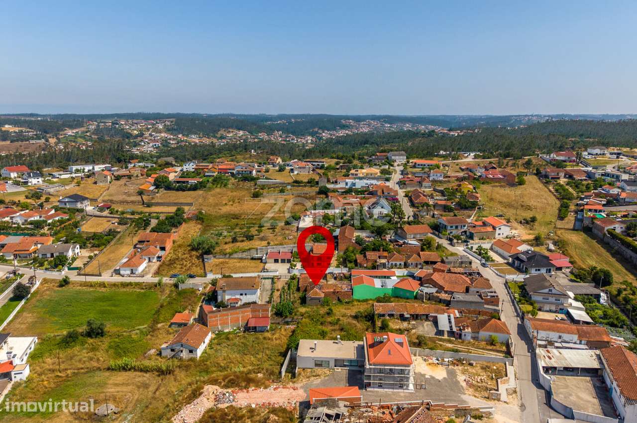 Moradia T2 || Para Reconstrução || Lote com 1.075m2-40