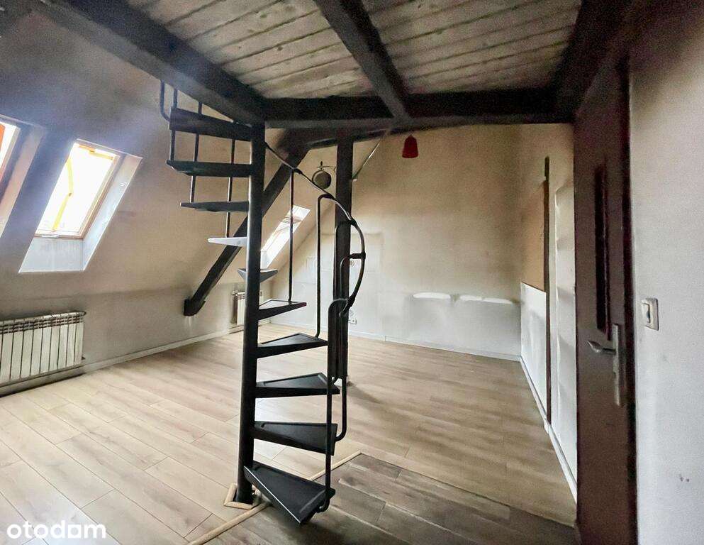 Kawalerka z antresolą w centrum Jeżyc,