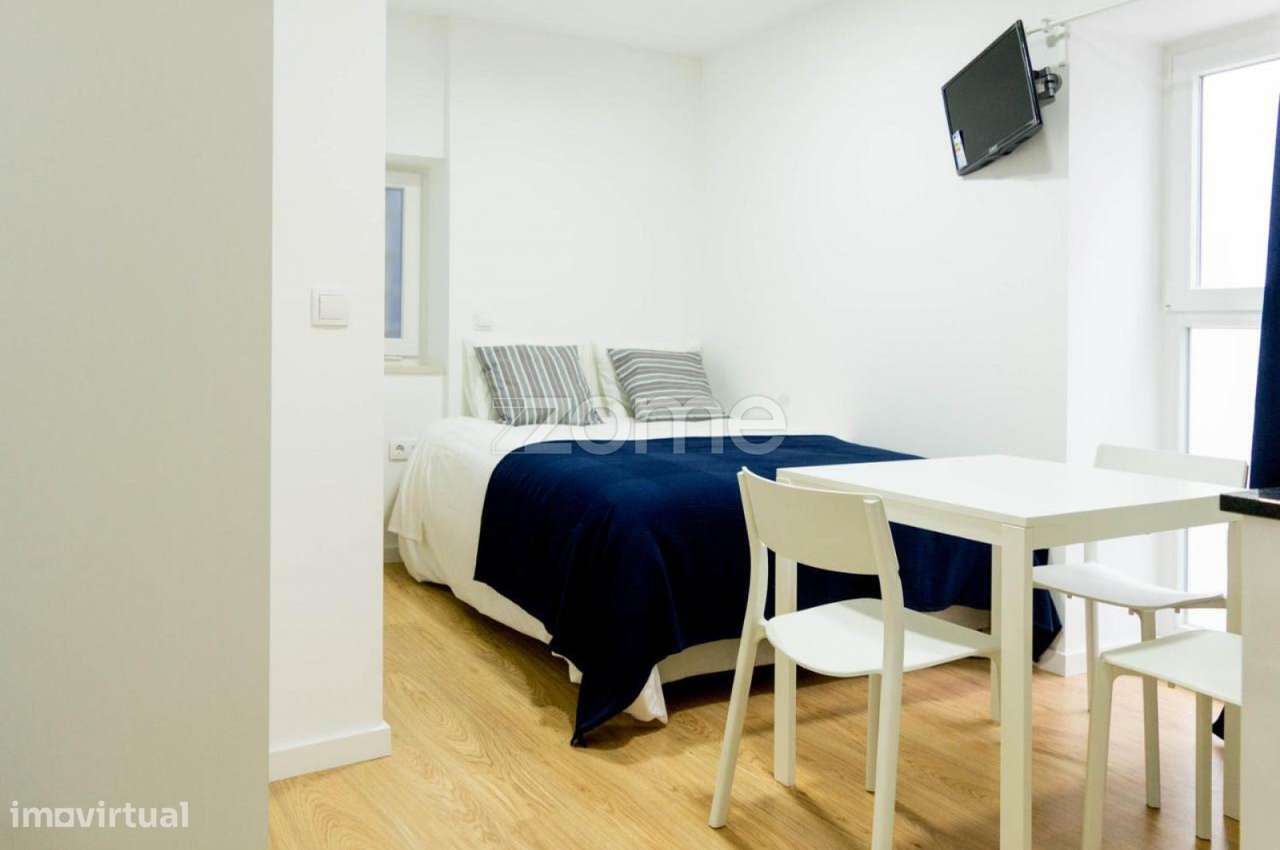 Hostel composto por 8 estúdios junto à Praça do peixe, Aveiro - Grande imagem: 2/22