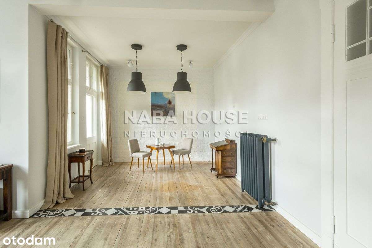 Słoneczny klimatyczny Apartament z dwoma balkonami-2