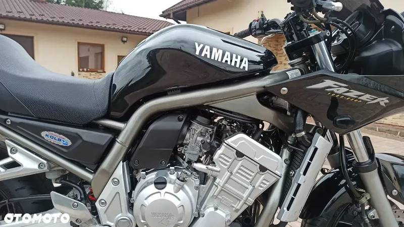 Yamaha FZS - 27