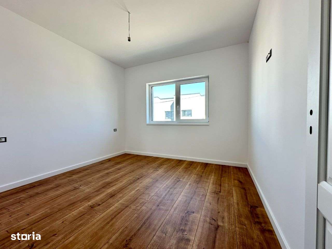 Intabulata! Casa 4 camere 2 bai 95mp Capat Pacurari Valea Lupului-14