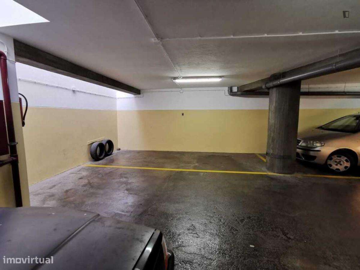 Apartamento com 1 quartos - localizado em Cedofeita Porto - Grande imagem: 5/8