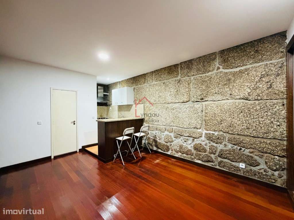 T0 Guimarães Centro - Grande imagem: 5/15