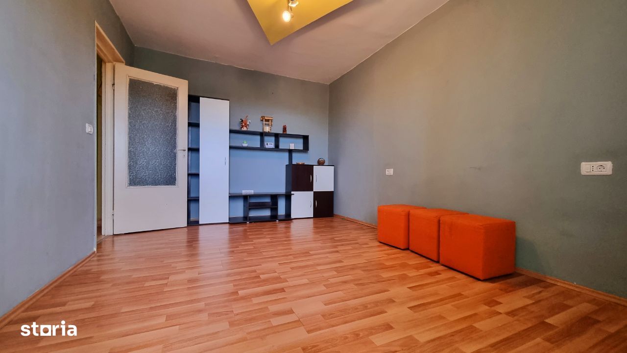 Apartament 3 camere,Zona Vlaicu-Lebăda