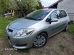 Toyota Auris 1.4 D-4D Premium - 2