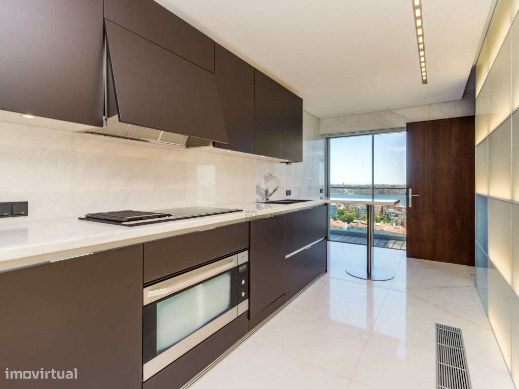 Apartamentos T4 de elevado padrão prontos a habitar, na zona nobre ...-6