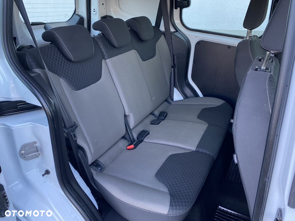 Ford Tourneo Courier 1.0 EcoBoost Ambiente - 10