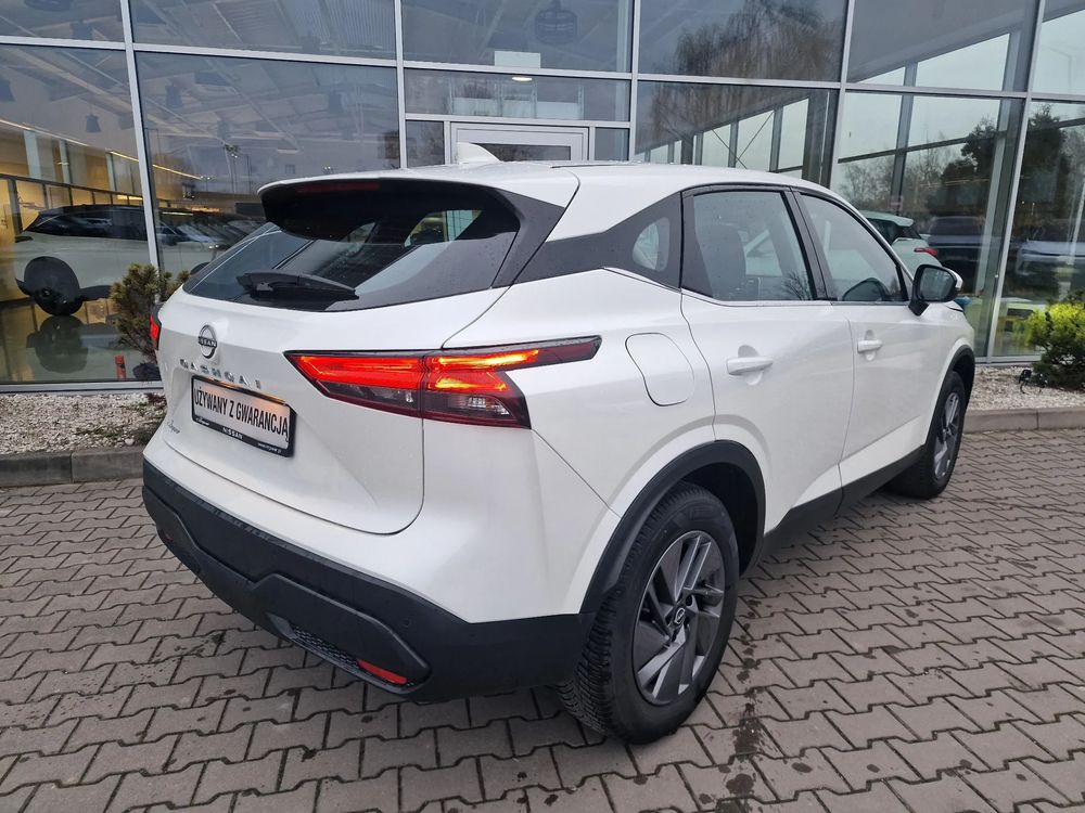 Pakiet Zimowy / Kamera / Czujniki Tył / Ekran 8” / Martwe Pole