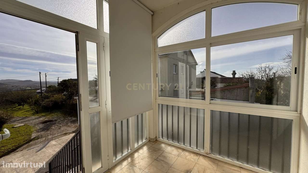 Moradia T5 com Terreno Generoso  - Mafra-45