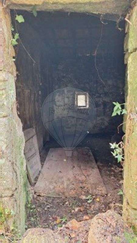 Moradia T1 para venda - Grande imagem: 2/17