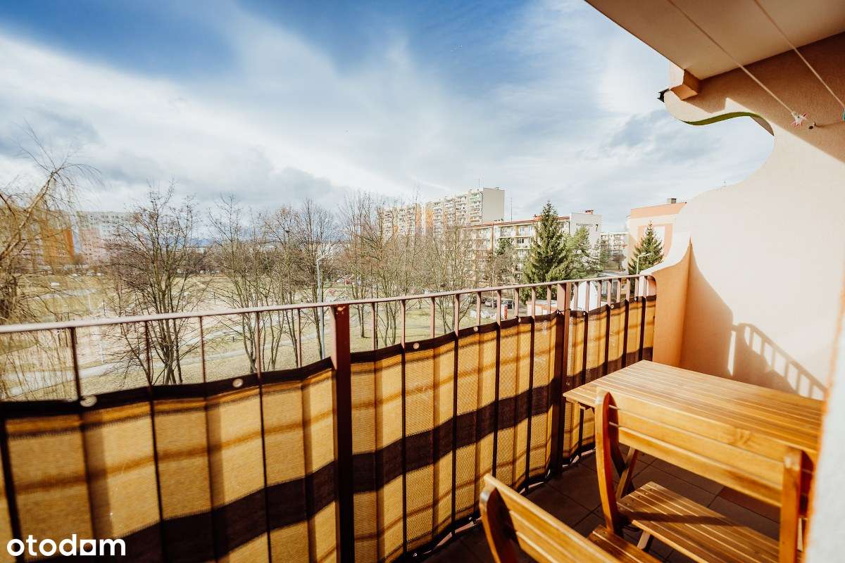 M2 z balkonem na Zabobrzu-3