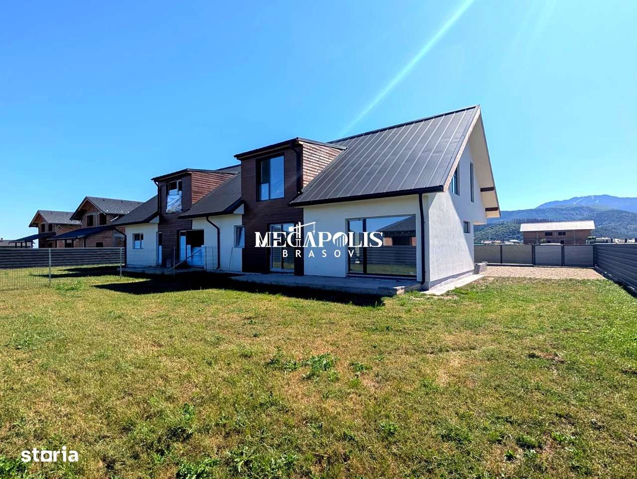 Duplex de vânzare în Cristian - Imagine principală: 3/11