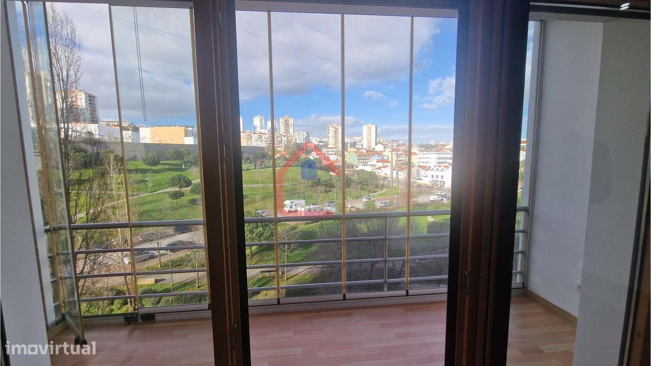 Apartamento T3 em Odivelas-19
