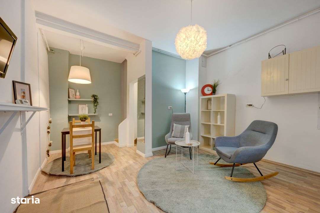 Studio dublu Piata Regina Maria