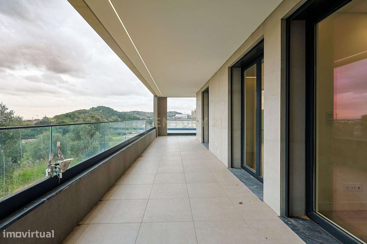 Apartamento T3 na MalvaRosa, Alverca-13