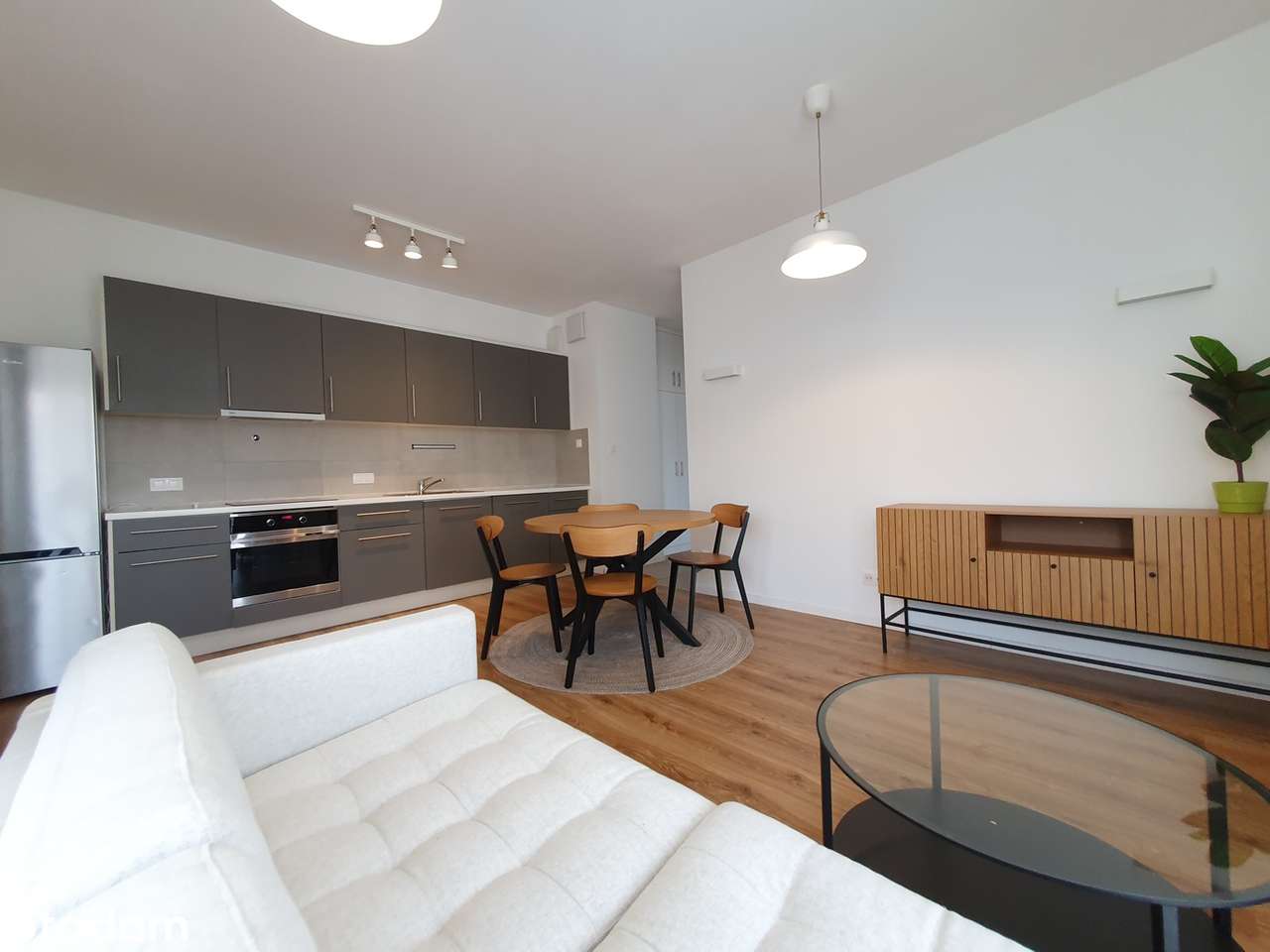 3-pokojowe,centrum, bez prowizji, obok UEK, 50% rabatu - Pełny obrazek: 5/12