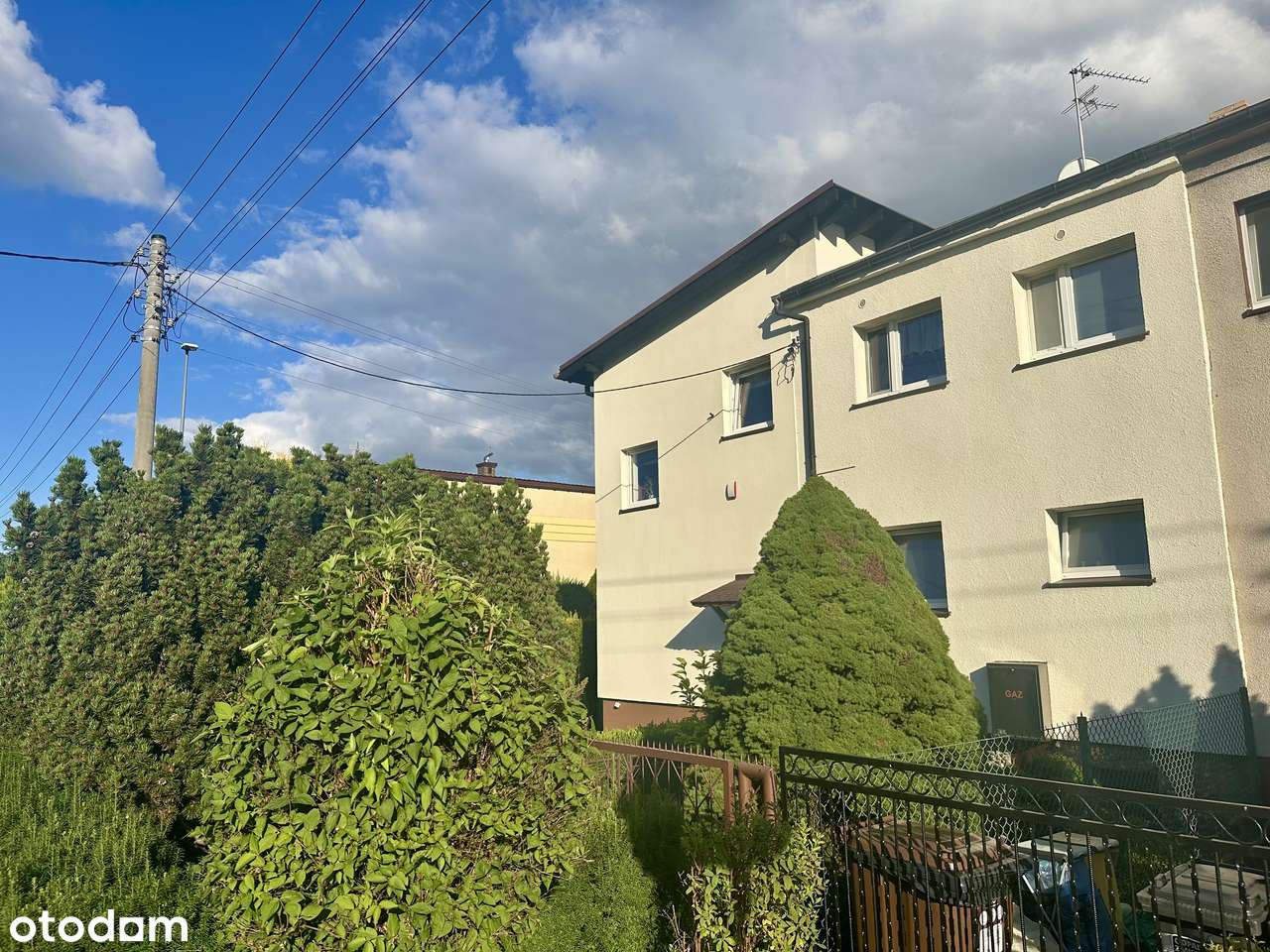 Dom z 2 niezależnymi mieszkaniami | Antoninek | 151 m² | dz. 465 m²