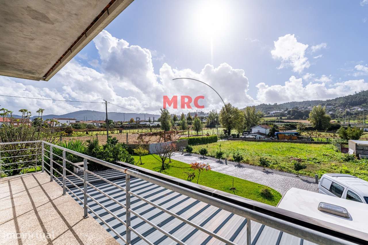 Moradia de Charme Térrea  V3 + V1-12