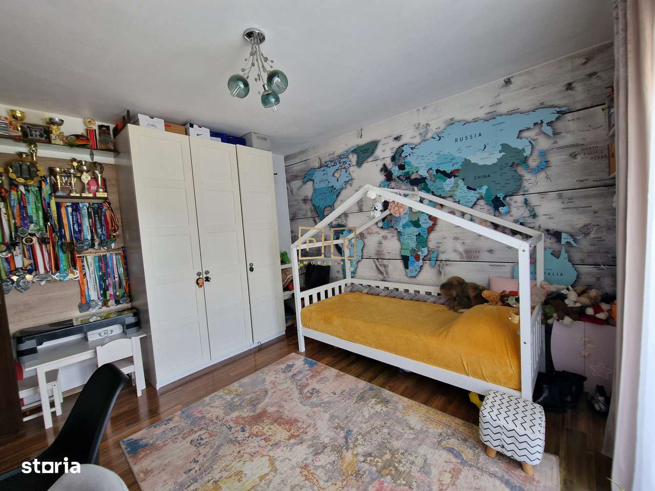 Apartament cu 3 camere  de vanzare, 77 mp, zona Cetatii!-12