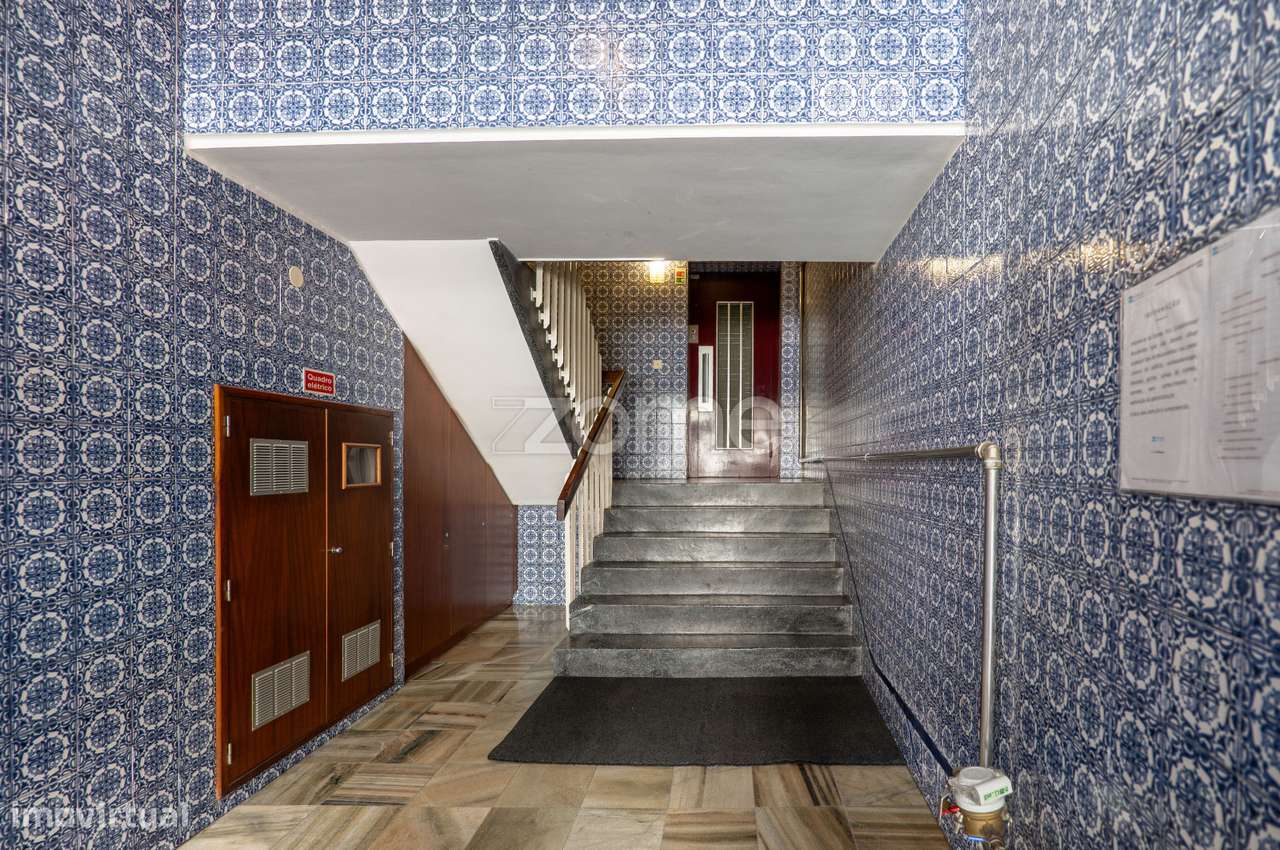 Apartamento T3+1 com Terraço 35m² – Ideal para Família ou Investime...-15