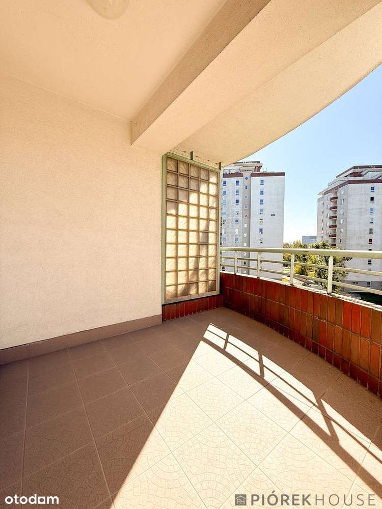 2 pokoje z garażem i balkonem przy metrze-14