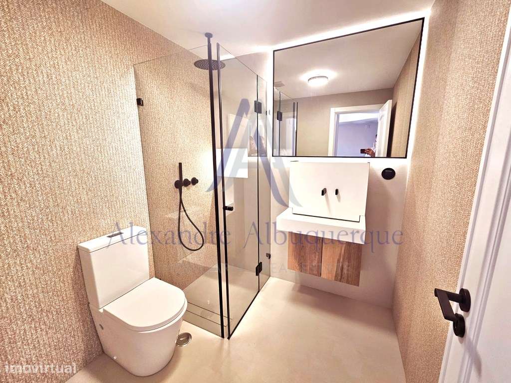 Luxuoso Duplex T 3 na Vila de Sesimbra, em segunda linha da Praia-27