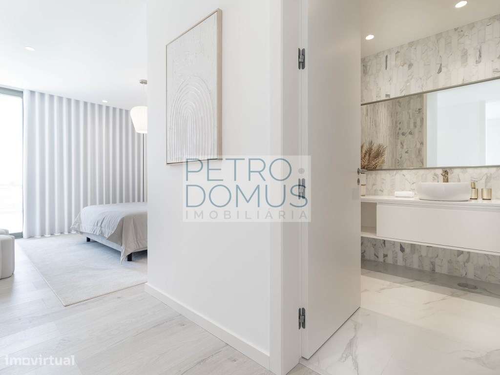 MORADIA ISOLADA T3 COM PISCINA E JARDIM | SINTRA - Grande imagem: 4/10