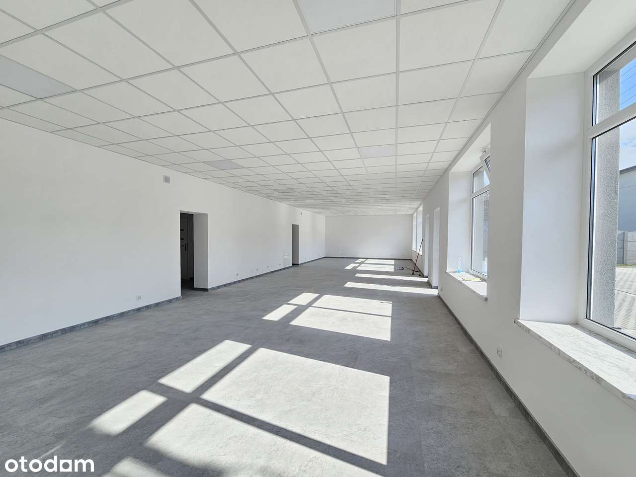 Lokale użytkowe 75-200 m² - Widok 3