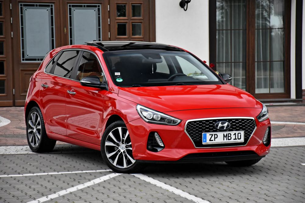Hyundai i30 II (2012-2017) 1.0 T-GDI Connect & Go 2017