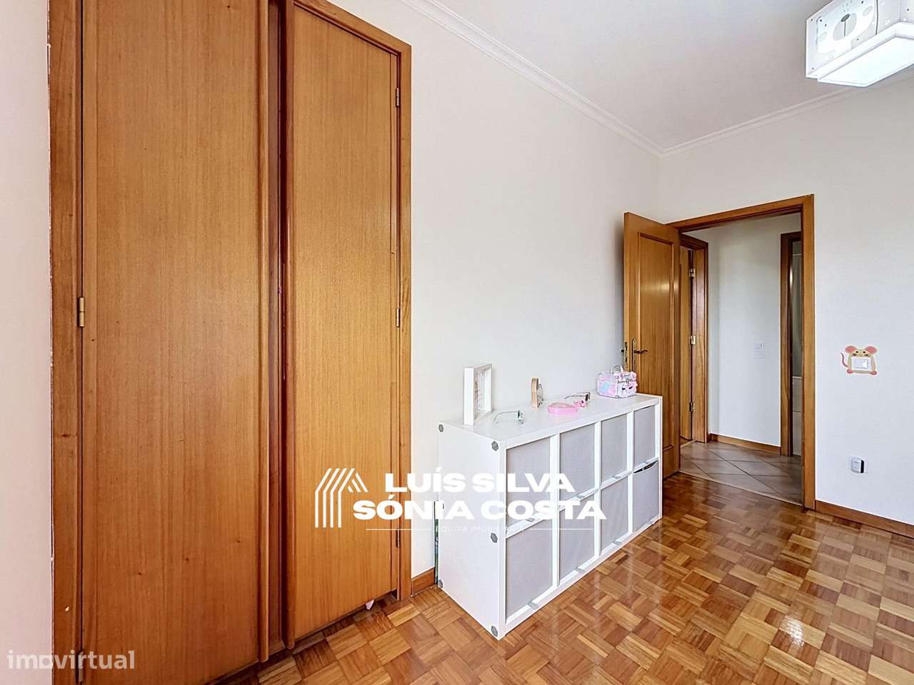 Apartamento T2 c/ Garagem, Arrumos, Varandas & Elevador –...-18