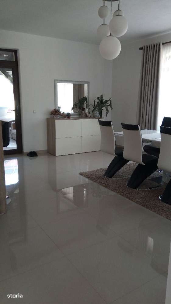 Casa frumoasa cu o curte minuna, mobilata complet, utilata 700mp teren - Imagine principală: 5/12