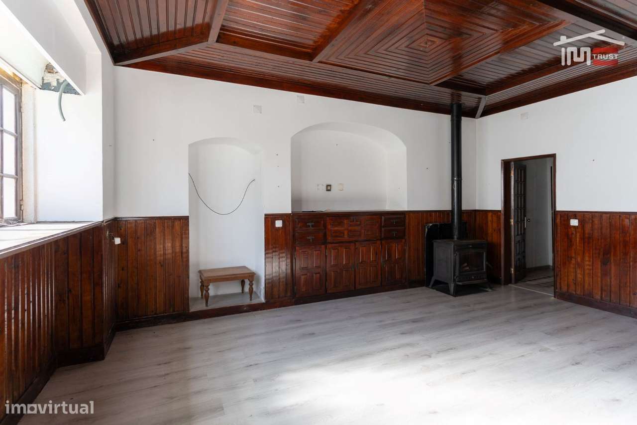 2 Moradias geminadas T6 para recuperar em Alburitel - Grande imagem: 5/32