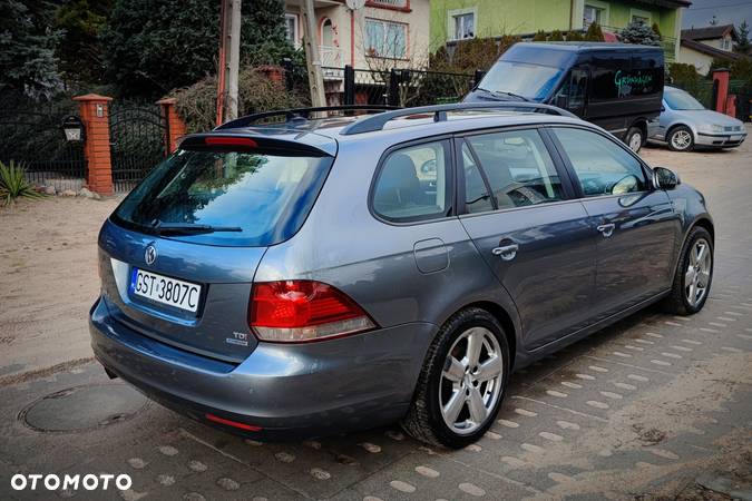 Volkswagen Golf VI 1.6 TDI Comfortline - 6