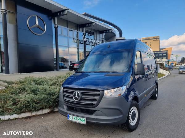 Mercedes-Benz Sprinter - 1