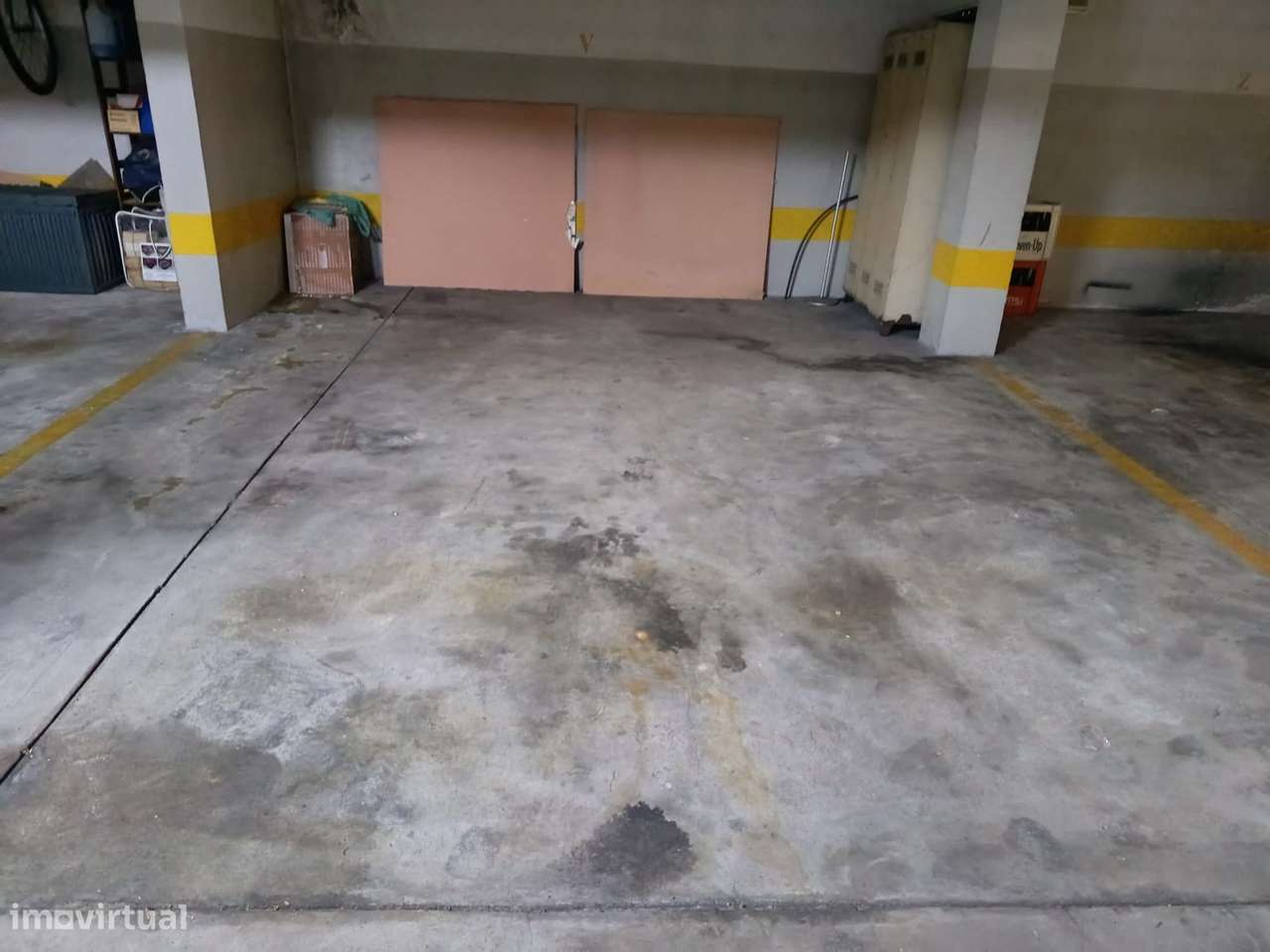 Apartamento T3 com varanda, garagem e jardim-10