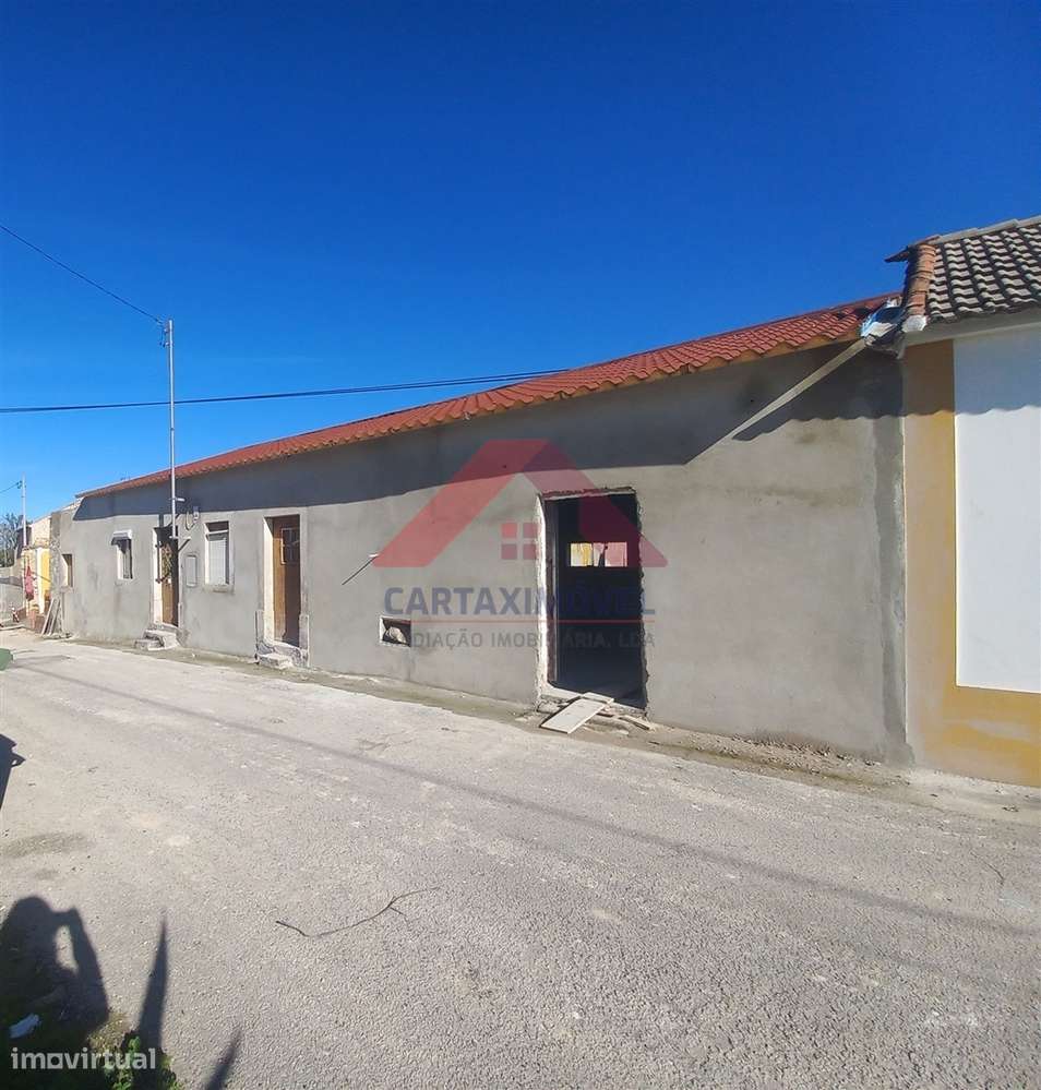 Moradia T3 Venda em Almoster,Santarém - Grande imagem: 2/9