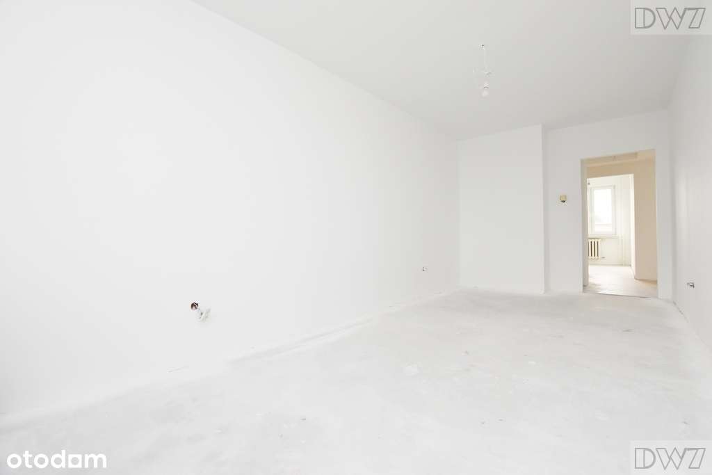 2pokoje, oddzielna kuchnia,os.Albertyńskie,Czyżyny-1