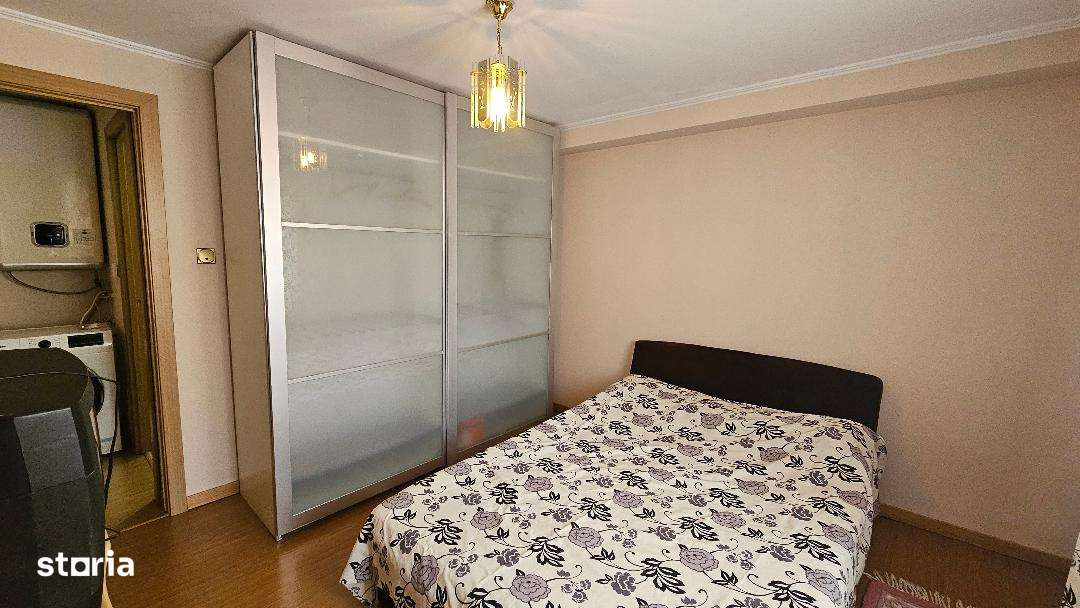 Apartament 2 camere decomandat 52 mp, central-Cetate-3