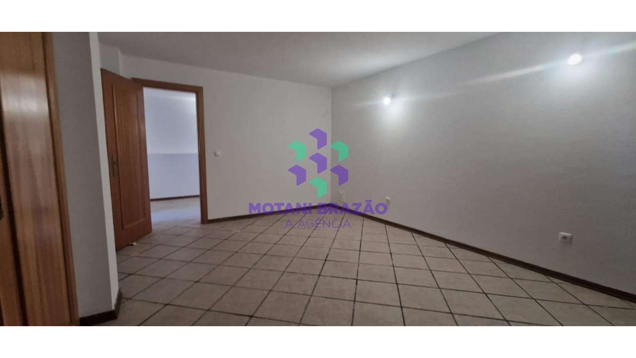 Magnífica Moradia Sesimbra c/Piscina-21